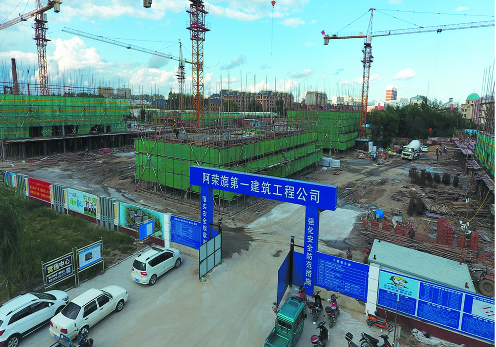 風(fēng)情小鎮(zhèn)二期施工現(xiàn)場(chǎng)